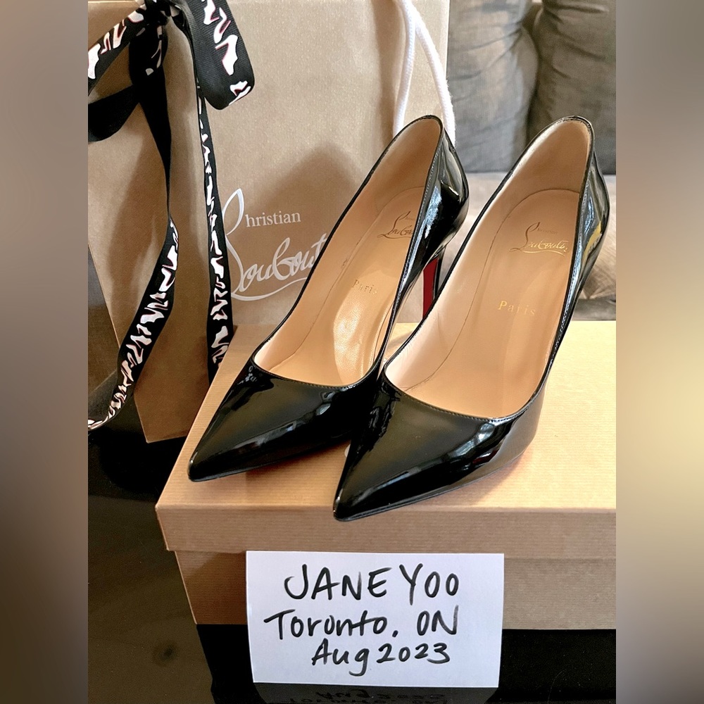 Christian Louboutin Pigalle 85 - Black patent pumps - Size 38